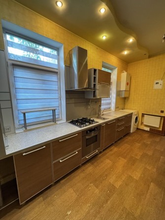 Продам частину будинку Центри - фото 1