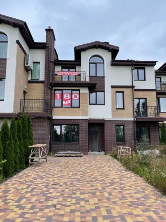 Таунхаус 3 поверхи, 5 кімнат, 2 сот, введений в експлуатацію, власник - фото 1