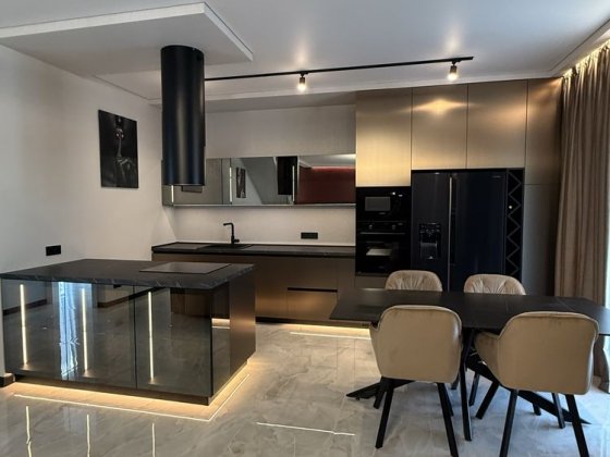 Дом Осокорки Киев Дарницкий метро Будинок з ремонтом забудовник Київ