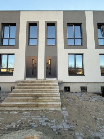 Таунхаус 2 хв від Епіцентру з підвалом! - фото 1