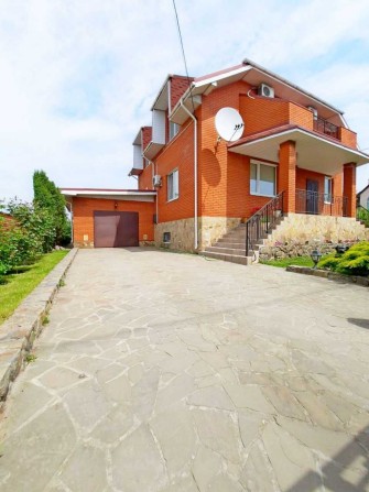 Продам дом 2 эт. Евроремонт Техника Автономка 12 соток Река - фото 1