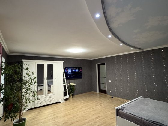 Продам 2-х поверховий будинок Кропивницький