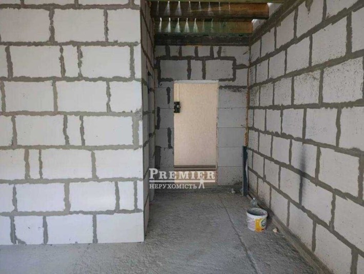 Двухуровневый таунхаус с двориком и паркоместом, Малиновский район - фото 1