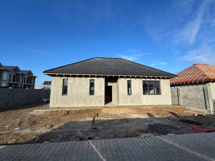 Продажа дома в закрытом кооперативе с большим парком. Есть рассрочка - фото 1