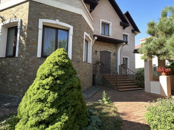 Продам дом участок 8 соток  ул Новобереговая Одесса