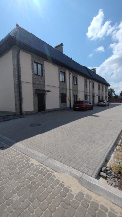 Таунхаус на 3 поверхи, площею 125 м² - фото 1