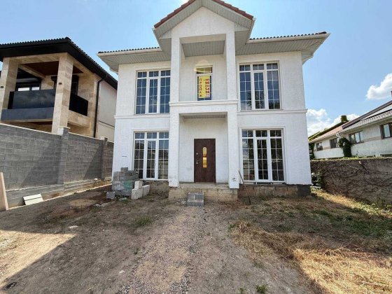 Совиньон: дом под отделку у моря, 200 м², участок 7,5 соток. Одеса