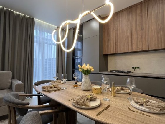 Дуплекс з дизайнерським ремонтом та фасадним заїздом /115 м2/2.5 сотки Софиевская Борщаговка