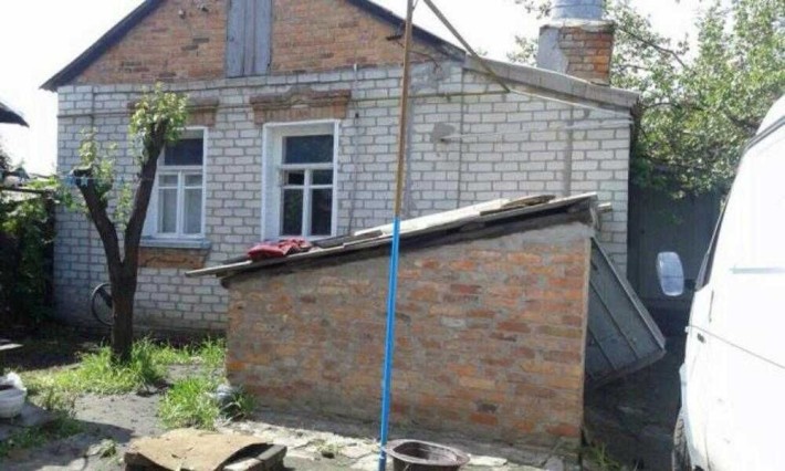 Продам часть дома в нормальном жилом состоянии на Москалевке - фото 1