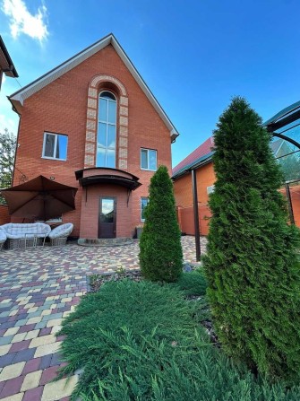 Продам 3-х эт. дом р-н Клочко ( Левый берег) газ.отопление - фото 1