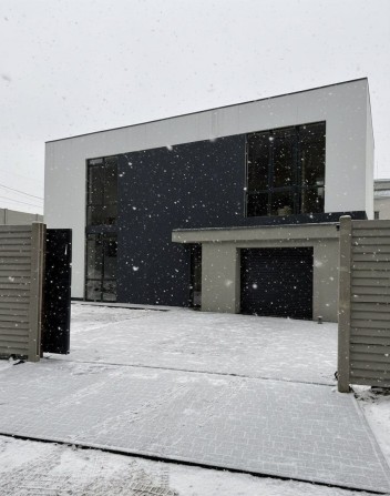 Нова пропозиція на ринку нерухомості. Двоповерховий будинок. Жихор-2. - фото 1