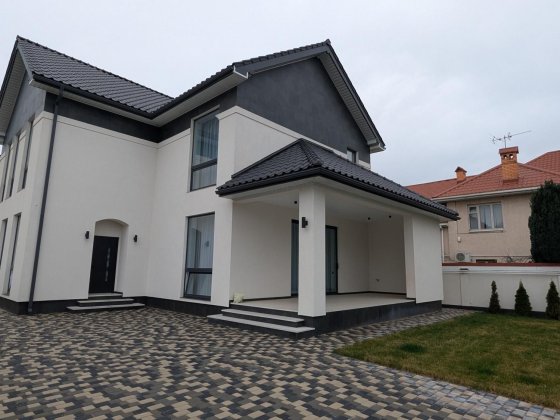 Стильный дом с дизайнерским ремонтом 2024 года. (176-182 Одеса