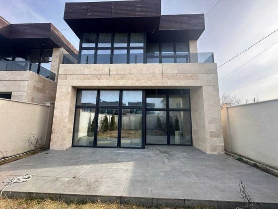 Предлагается к продаже современный дом 164 м²,  ул. Марии Демченко. Одесса