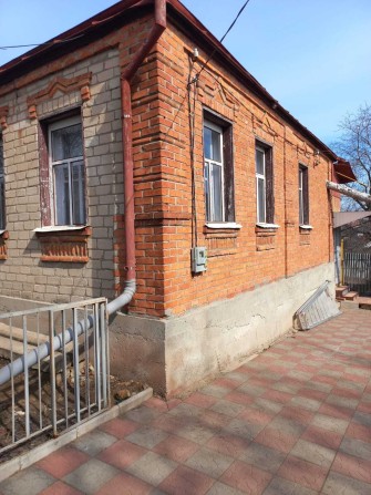 Продам отдельно стоящий дом ул. Бакинская 57 - фото 1