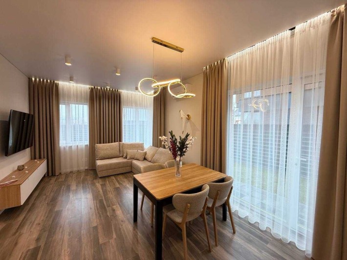 Дизайнерський ремонт! Квадробудинок! Петропавлівська Борщагівка - фото 1