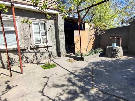 Топ !! Дом на Слободке  есть место под гараж. Хуторская Одеса