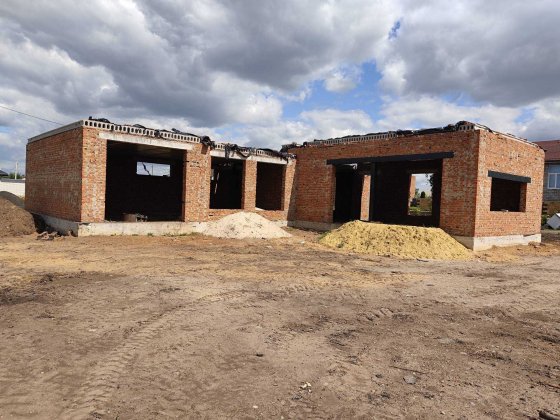 Эксклюзив! ПАВЛЕНКИ ( Ньютона). Недострой + с установ. окнами, крышей! Харьков