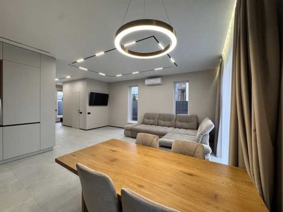 Вітаю. Продам Дуплекс 135 м2, з ремонтом, меблями та гаражем, ГАЗ. Софиевская Борщаговка