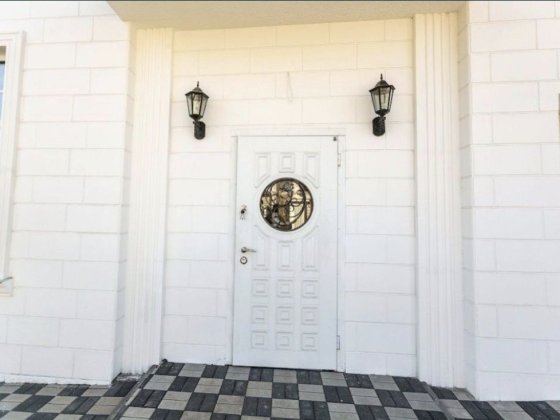 Дом в  Совиньоне возле моря Одесса