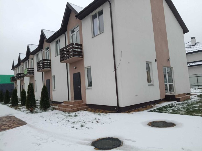 Продаж  таунхауса 110м2 поруч з містом дворик Софіївська  Борщагівка - фото 1