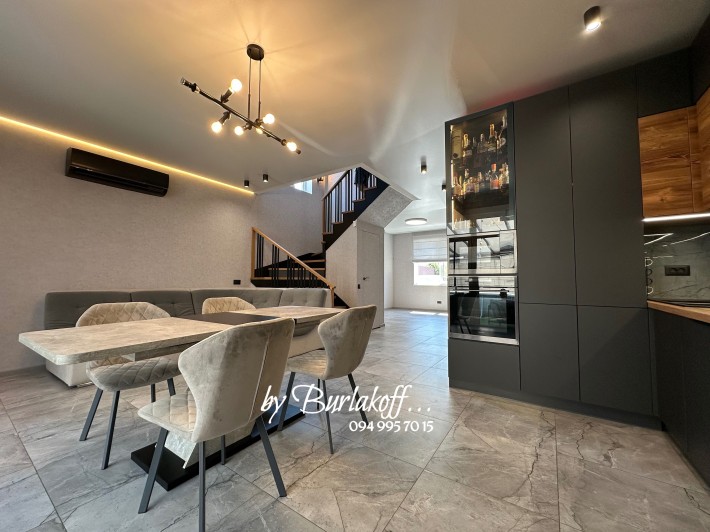 Стиль и качество - таунхаус с закрытой территорией. Заходи и живи! - фото 1