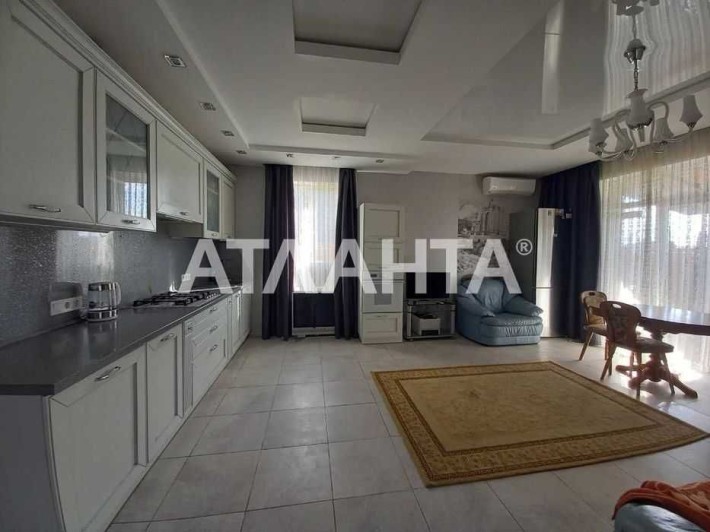 Будинок з ремонтом та меблями ,дiлянка 5 соток. - фото 1