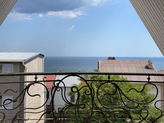 Продам от хозяина Совиньон 1 ПЕРВЫЙ с мебелью техникой подвал сауна Одеса