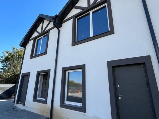 Таунхаус з підвалом , газом і централізованими комунікаціями Софиевская Борщаговка