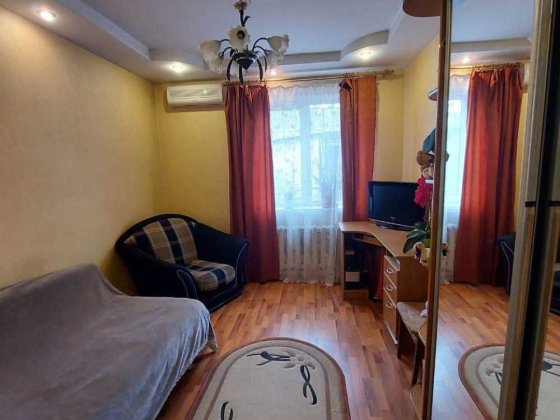 Продам капитальный дом на Слободке. Летняя кухня и гараж Одесса