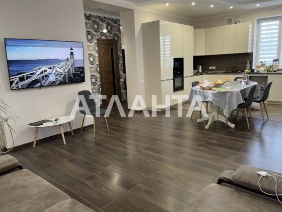 Продаётся дом в Червоном Хуторе Одесса