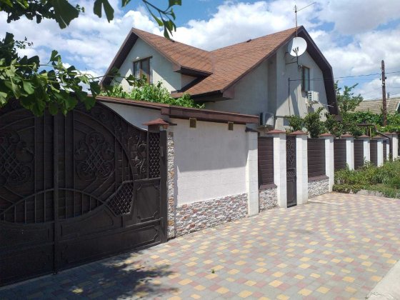 Новый просторный дом в "Золотом треугольнике" Одеса