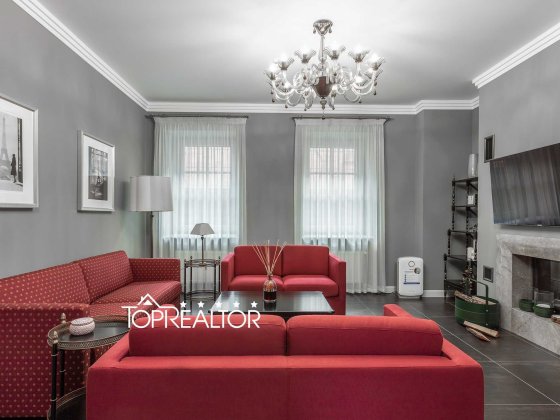 В продаже стильный коттедж на Шатиловке, дизайнерский ремонт и мебель Харьков