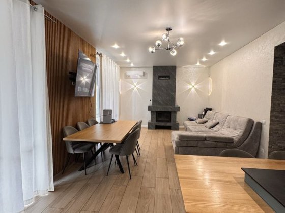 Дом на 10 сотках земли! С очень качественным ремонтом! Одесса