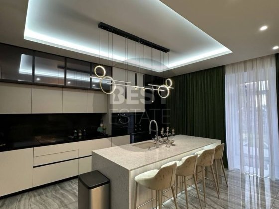 Продам дом в премиум - сегменте, в коттеджном посёлке, Холодная гора Харьков