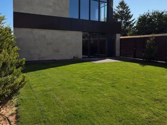 Срочно дом с гаражом| кирпич| подвал|Фонтан|сдан| Одеса