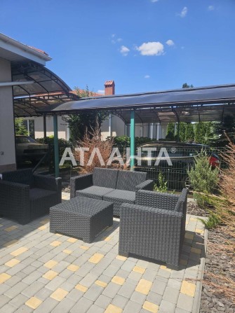 Одноэтажный коттедж в Совиньоне -2 с ремонтом и мебелью - фото 1