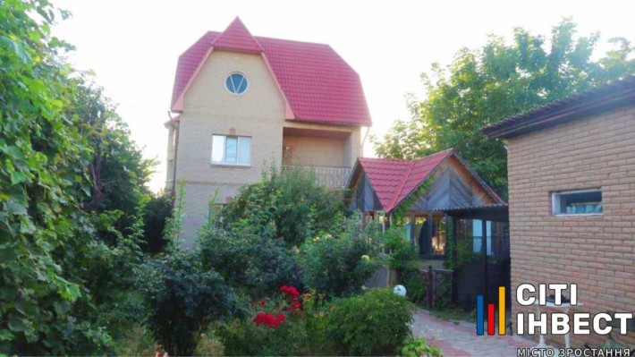 Добротное домовладение метро Алексеевская, участок 10 соток! - фото 1