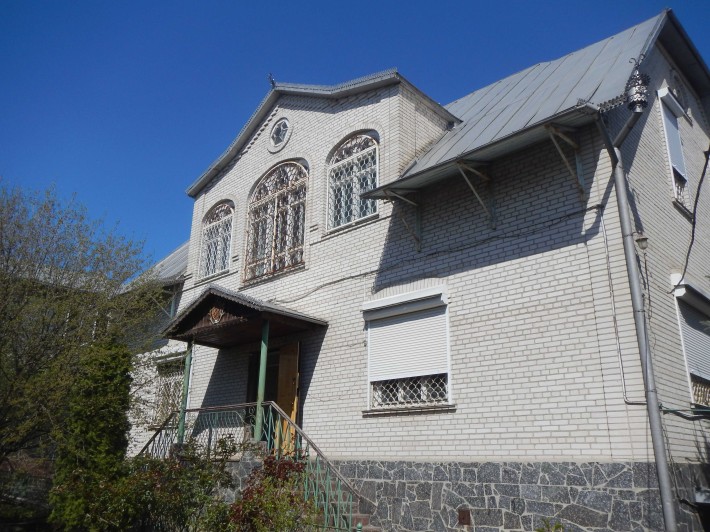 Большой дом для жилья или бизнеса - фото 1