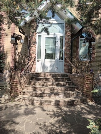 Новые дома.Продам 2 дома с участком 20 соток. - фото 1