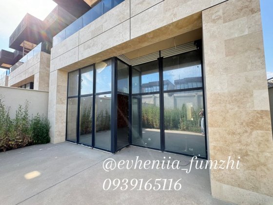 Кирпичный коттедж ул. Марии Демченко, закрытый кооператив Одесса