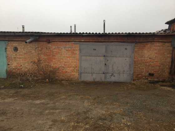 Продається або орендується гараж у кооперативі "Глинки" Бердичів