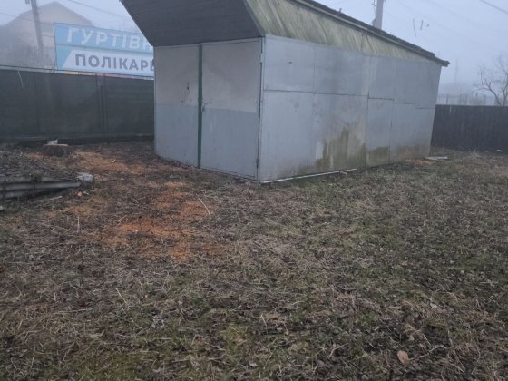 Гараж металевий  6.20 на 4  , криша шифер   . Коломыя