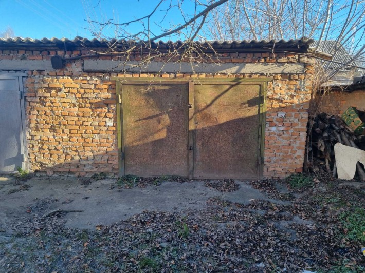 Продам гараж под ремонт без места - фото 1