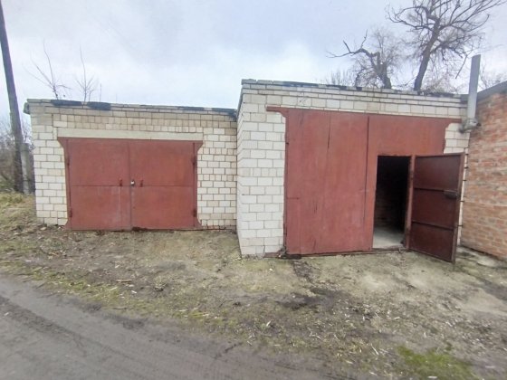 Приватизований гараж 2шт. р-н Залізничного вокзалу Умань