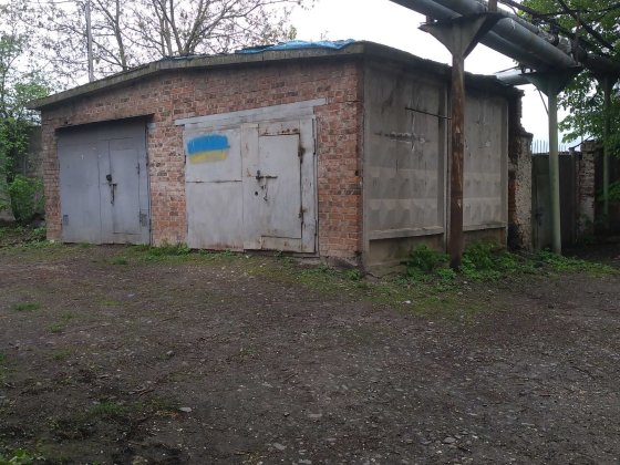 Продам гараж, приватизований з землею. Хмельницький