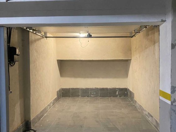 Продам Гараж з ремонтом центр, вул.Бельведерська Ивано-Франковск