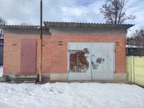 Продаж гаража разом із прибудовою та палісадником Кривий Ріг