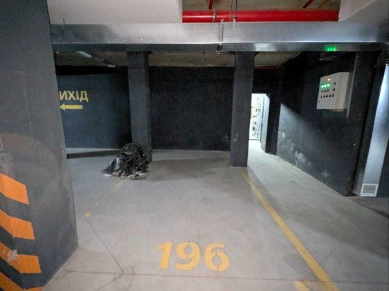 Продається паркомісце в ЖК Липки коло міського озера Івано-Франківськ