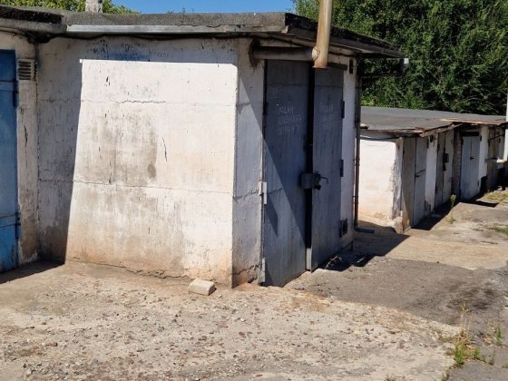 Продам гараж Дом Мод Автостиль Кривий Ріг