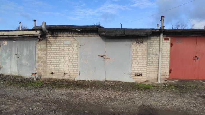 Продам великий гараж 24м2 + суха яма, підвал, дах перекритий, не тече - фото 1
